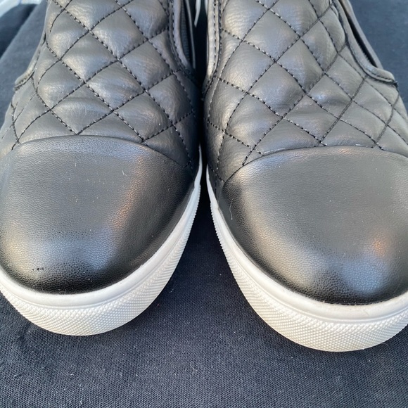 Steve Madden Quilted Sneakers - Picture 2 of 2